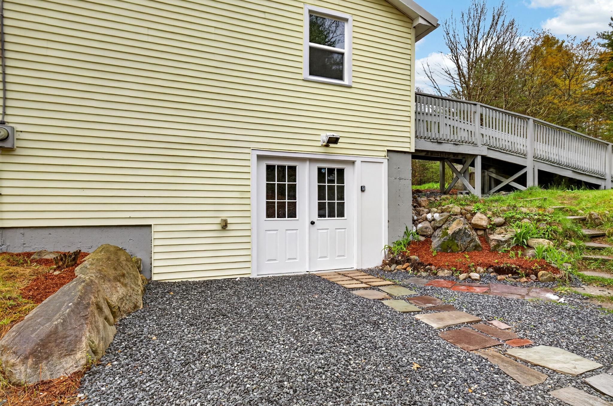 12 North Mason Road Brookline, NH 03033 - Photo 4 of 40 Gallery Image 4