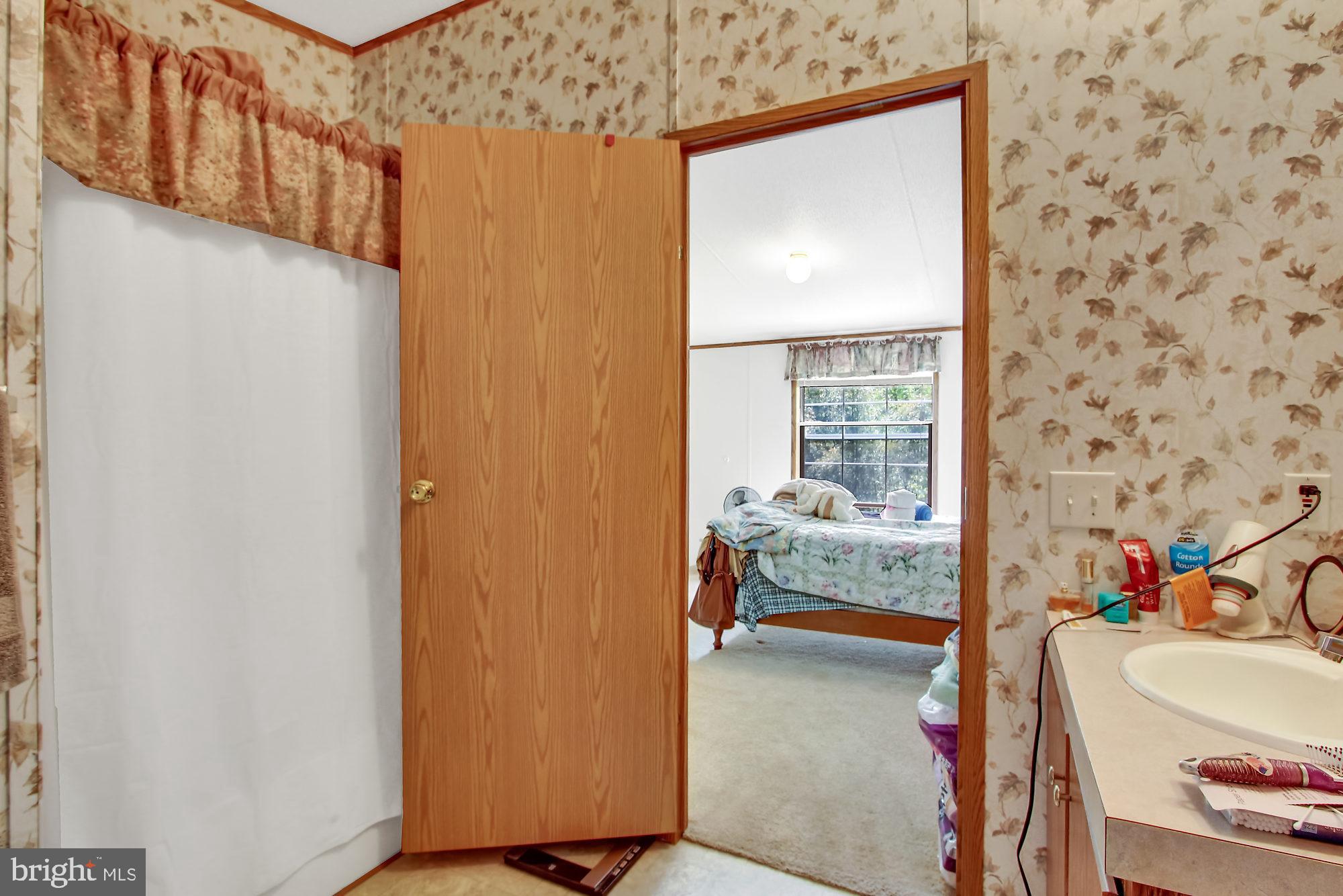 725 Garvine Mill Road Fawn Grove, PA 17321 - Photo 14 of 26 Master Bath