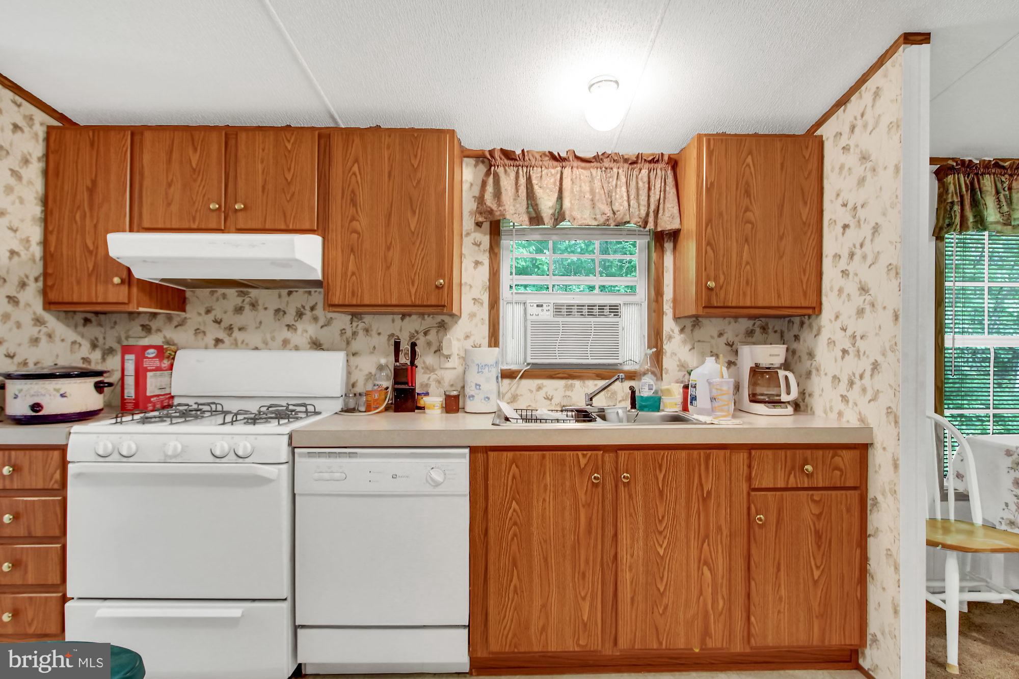 725 Garvine Mill Road Fawn Grove, PA 17321 - Photo 9 of 26 Kitchen