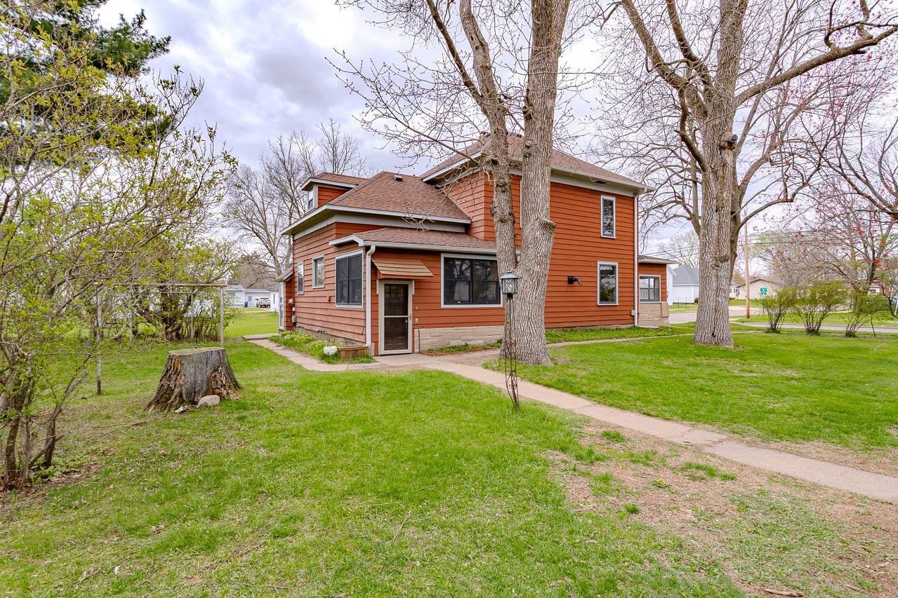 1403 Water Street Merrill, WI 54452 - Photo 2 of 52