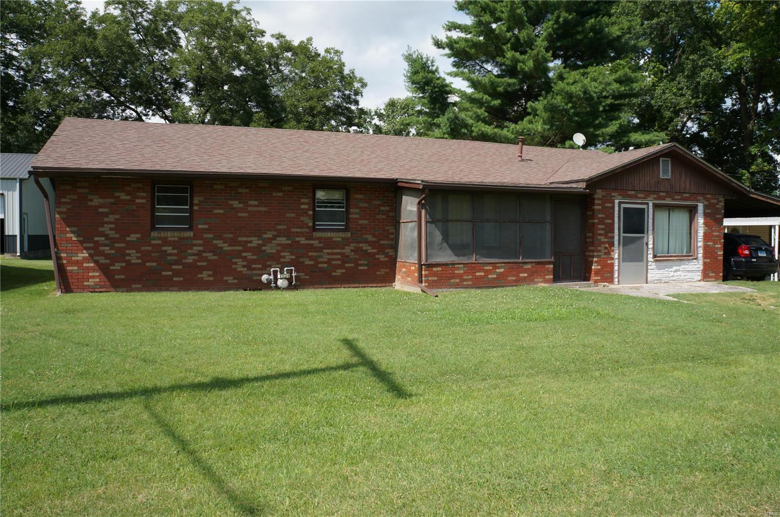 208 Barry Street Hardin, IL 62047 - Photo 1 of 28 Gallery Image 1