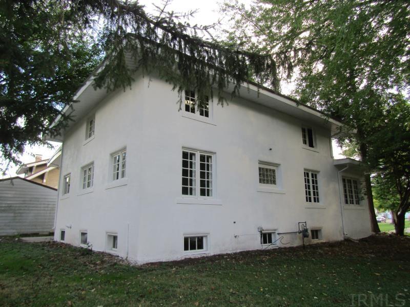 800 East Rochester Street Akron, IN 46910 - Photo 3 of 17 Gallery Image 3