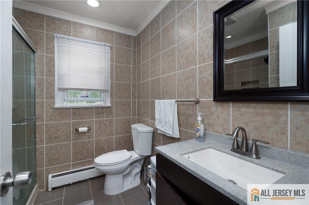 984 New Dover Road Edison, NJ 08820 - Photo 13 of 30