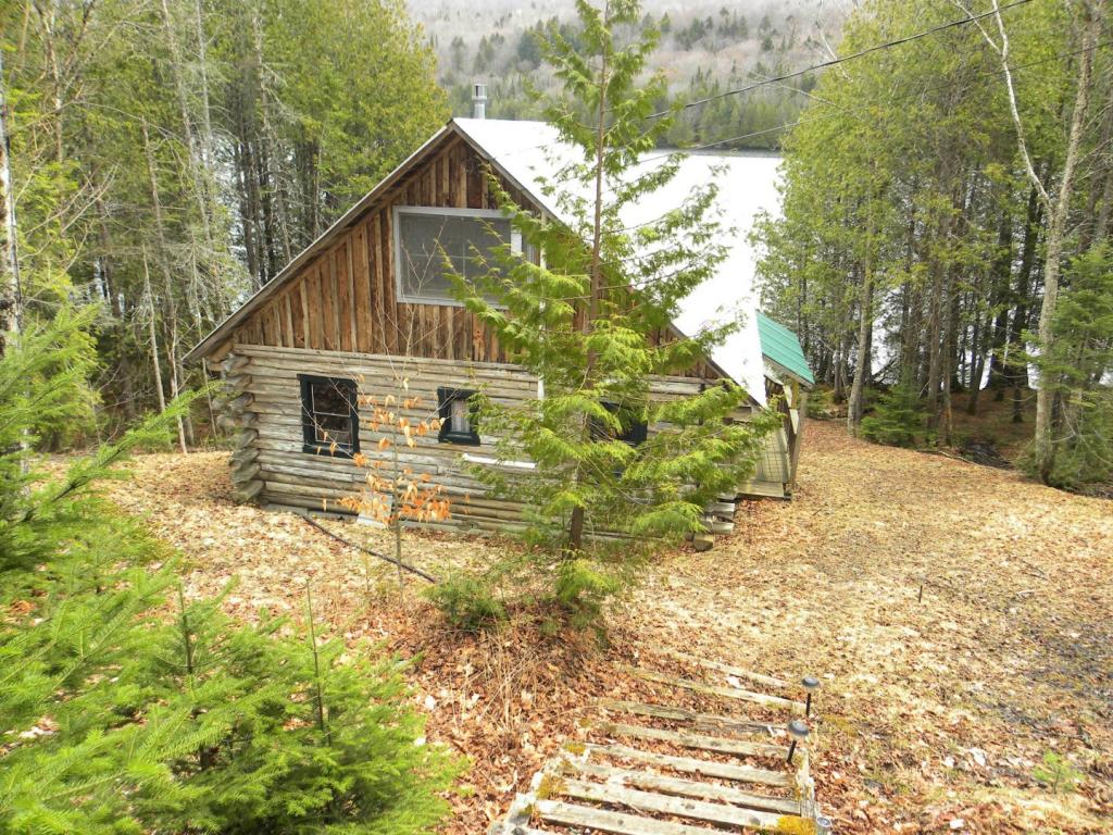 952 Center Pond Road Newark, VT 05871 - Photo 14 of 27 Gallery Image 14