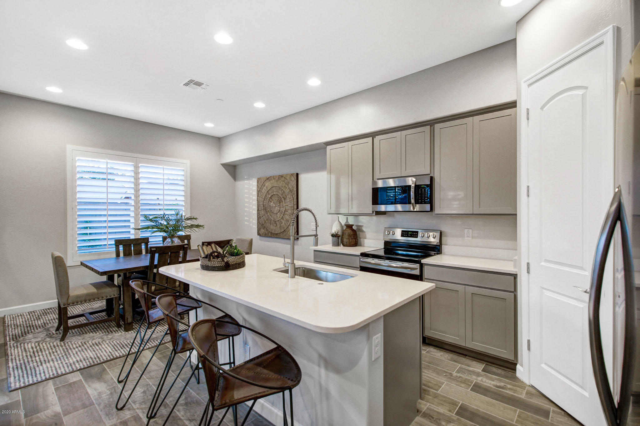4358 East Berkeley Road Phoenix, AZ 85008 - Photo 8 of 20 Pinchot (10)