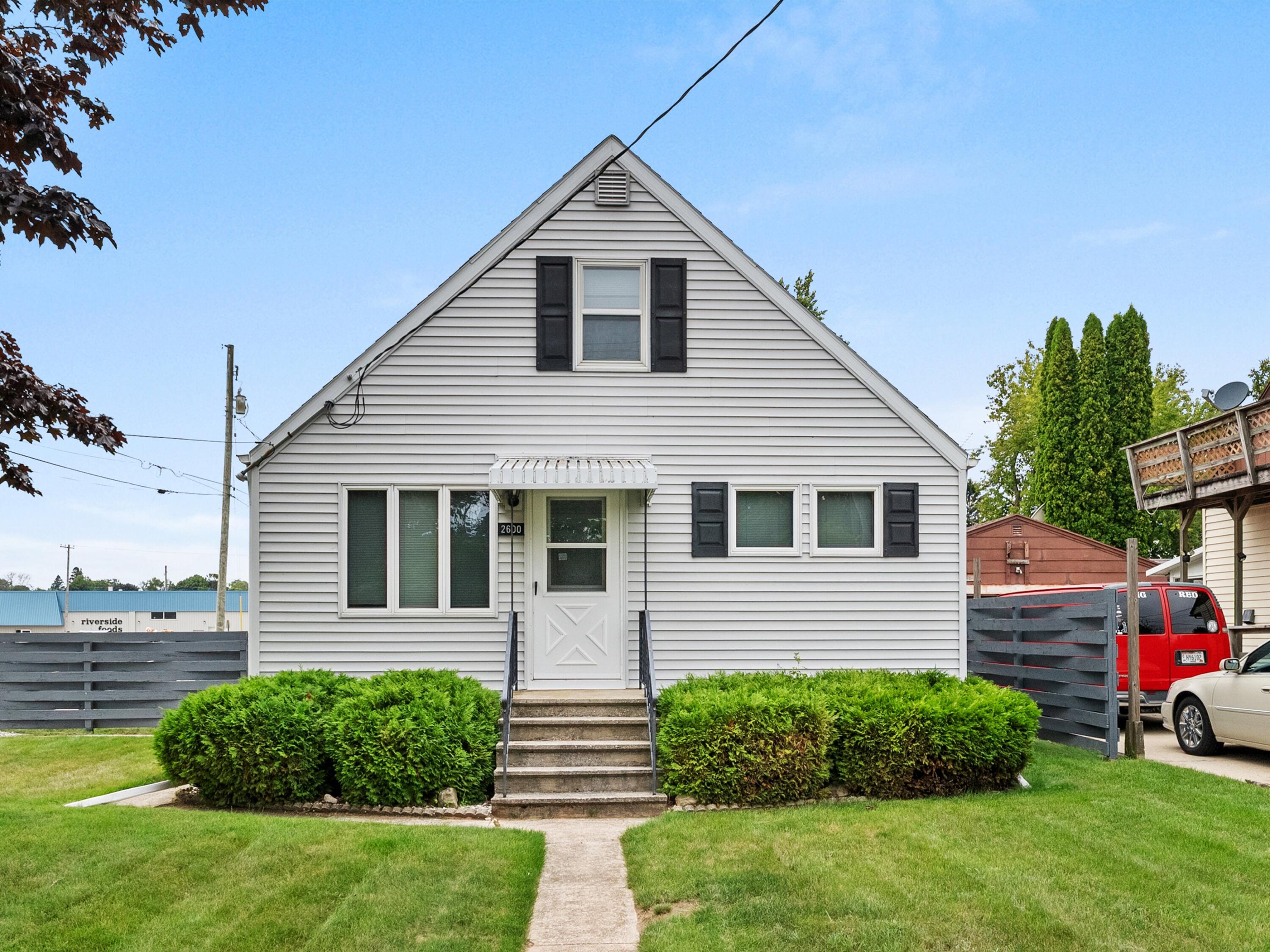 2600 Jackson Street Two Rivers, WI 54241 - Photo 1 of 1 01-DSC06007