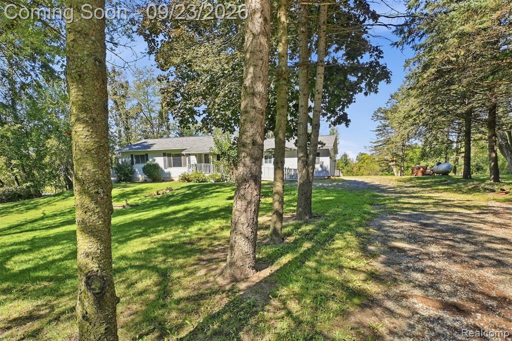 4238 Norton Road Howell, MI 48843 - Photo 2 of 38 Gallery Image 2