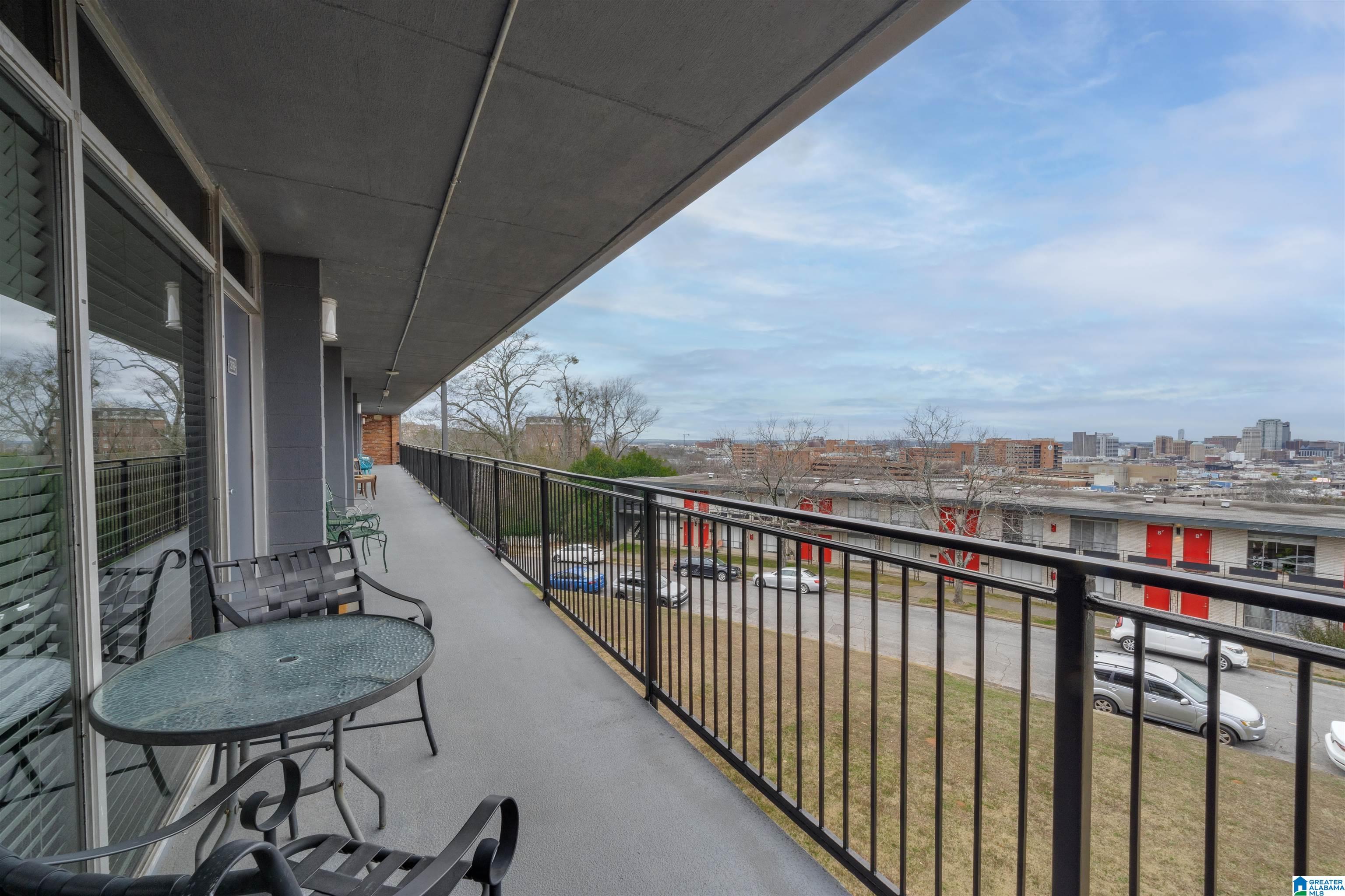 2990 Rhodes Circle South, Unit 318 Birmingham, AL 35205 - Photo 2 of 41