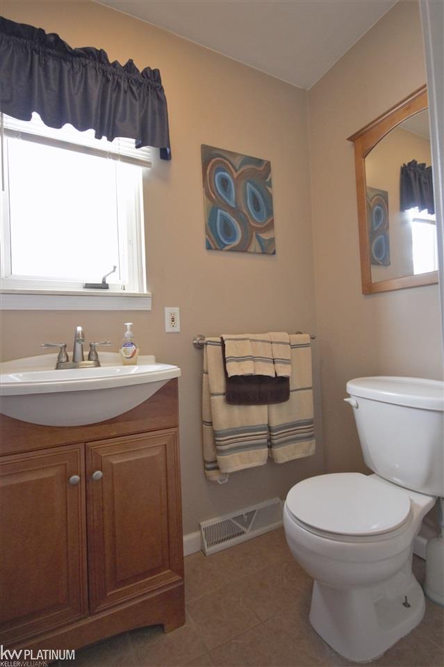 77115 Memphis Ridge Road Richmond, MI 48062 - Photo 21 of 37