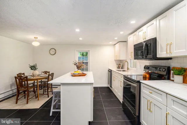 $520,000 | 1237 West King Road, Malvern, PA 19355