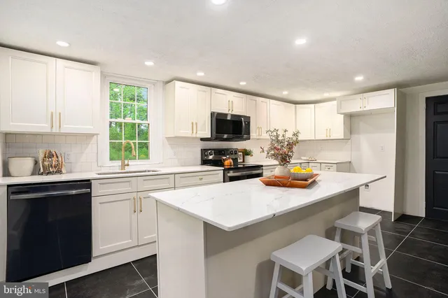 $520,000 | 1237 West King Road, Malvern, PA 19355