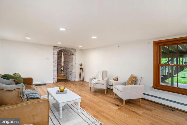 $520,000 | 1237 West King Road, Malvern, PA 19355