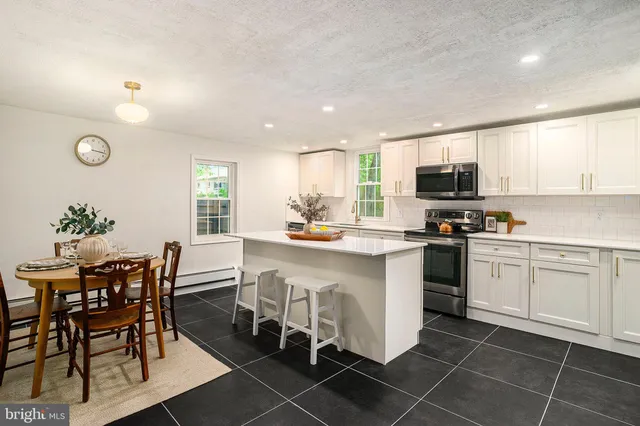 $520,000 | 1237 West King Road, Malvern, PA 19355