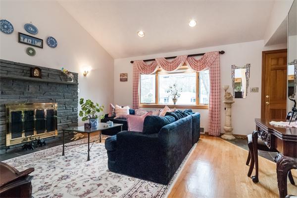 49 Botsford Road Newton, MA 02467 - Photo 13 of 27 Gallery Image 13