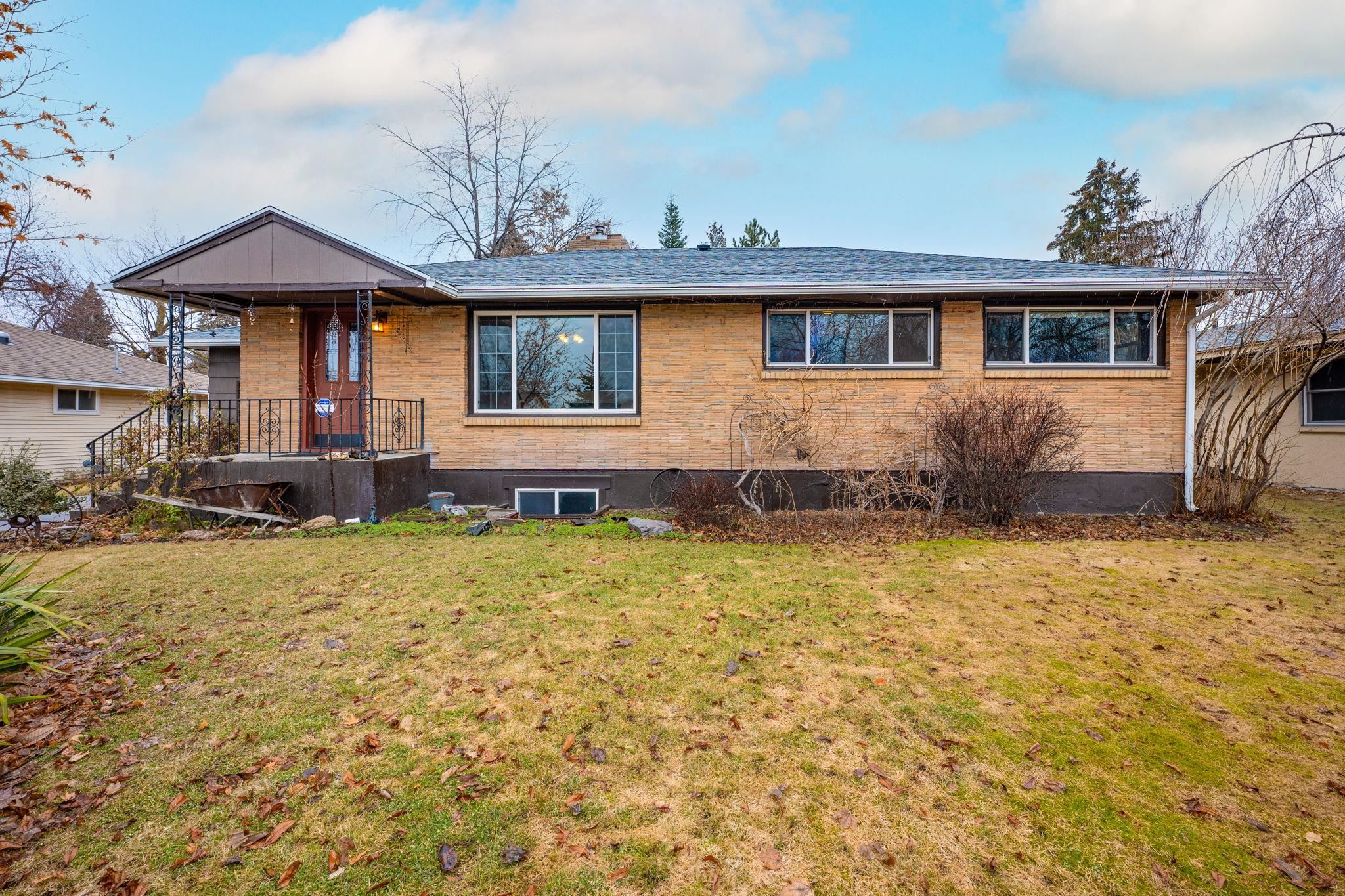 2808 North Laura Road Millwood, WA 99212 - Photo 1 of 31 Gallery Image 1