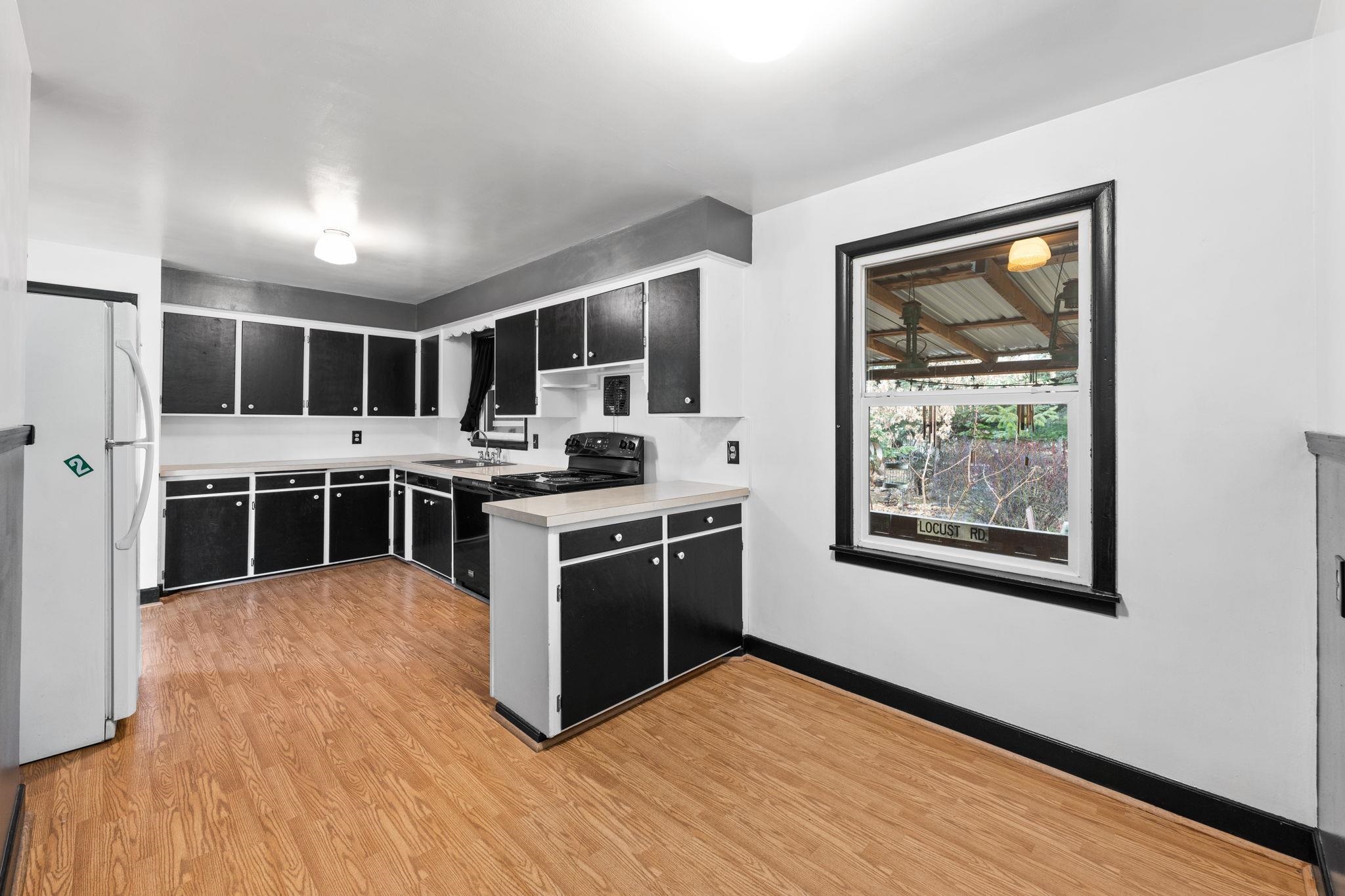 2808 North Laura Road Millwood, WA 99212 - Photo 11 of 31 Gallery Image 11