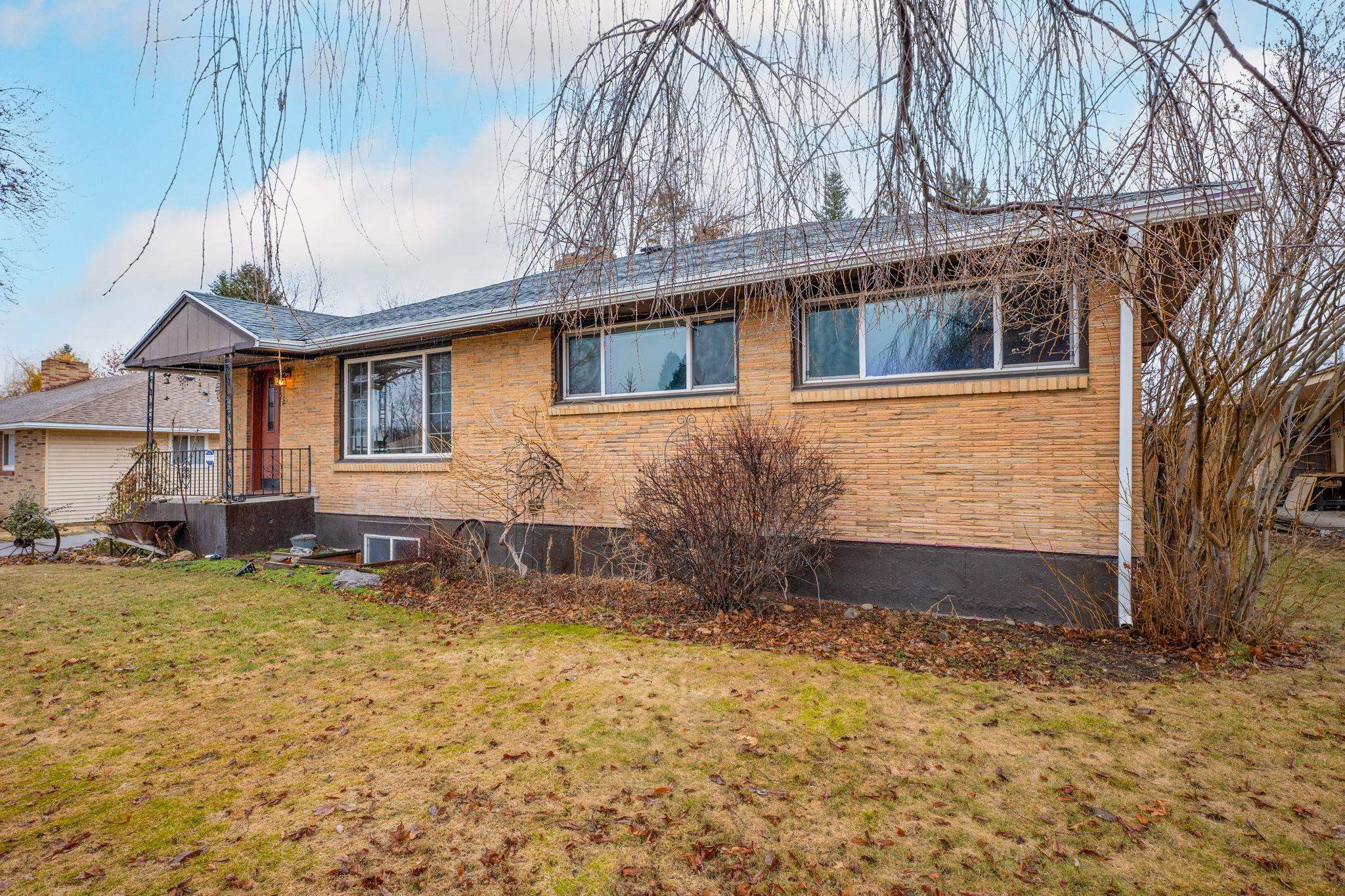 2808 North Laura Road Millwood, WA 99212 - Photo 3 of 31 Gallery Image 3