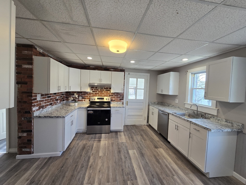 618 Mill Street Worcester, MA 01602 - Photo 15 of 42