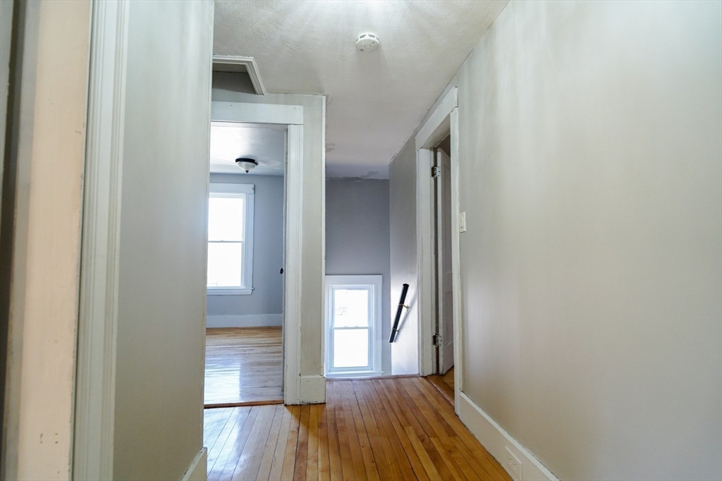 618 Mill Street Worcester, MA 01602 - Photo 20 of 42