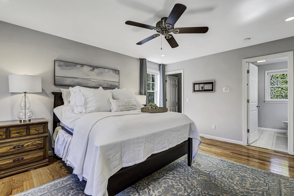 82 Hampton Street Auburn, MA 01501 - Photo 21 of 41