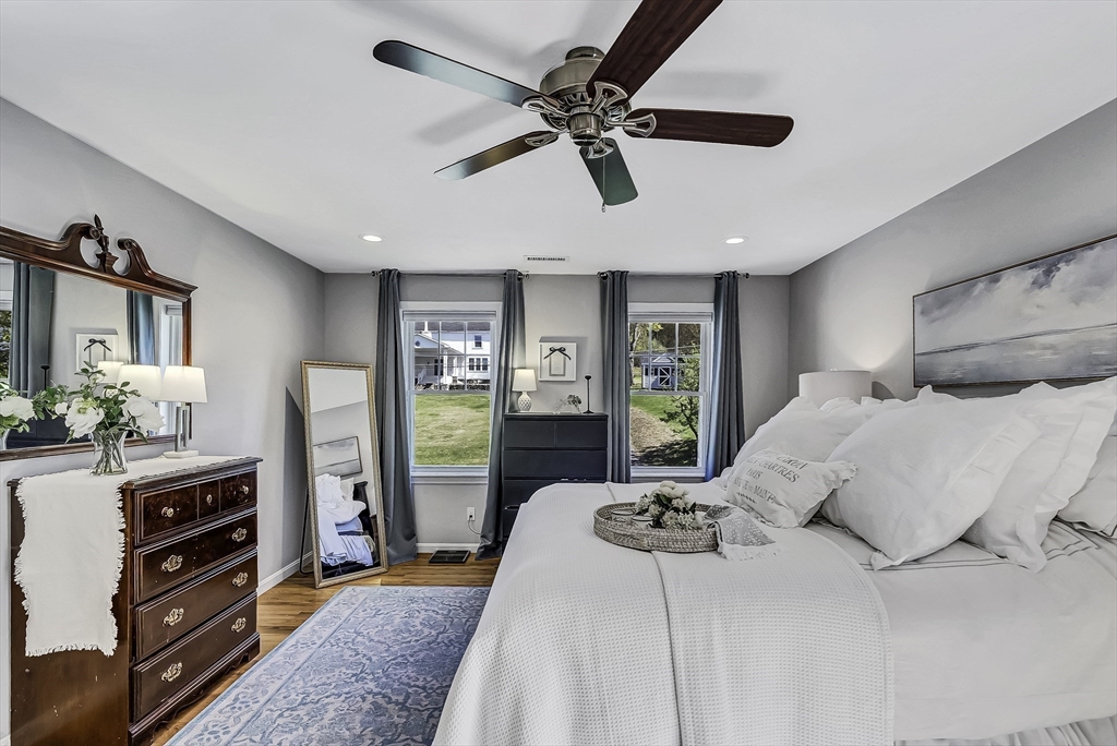 82 Hampton Street Auburn, MA 01501 - Photo 22 of 41