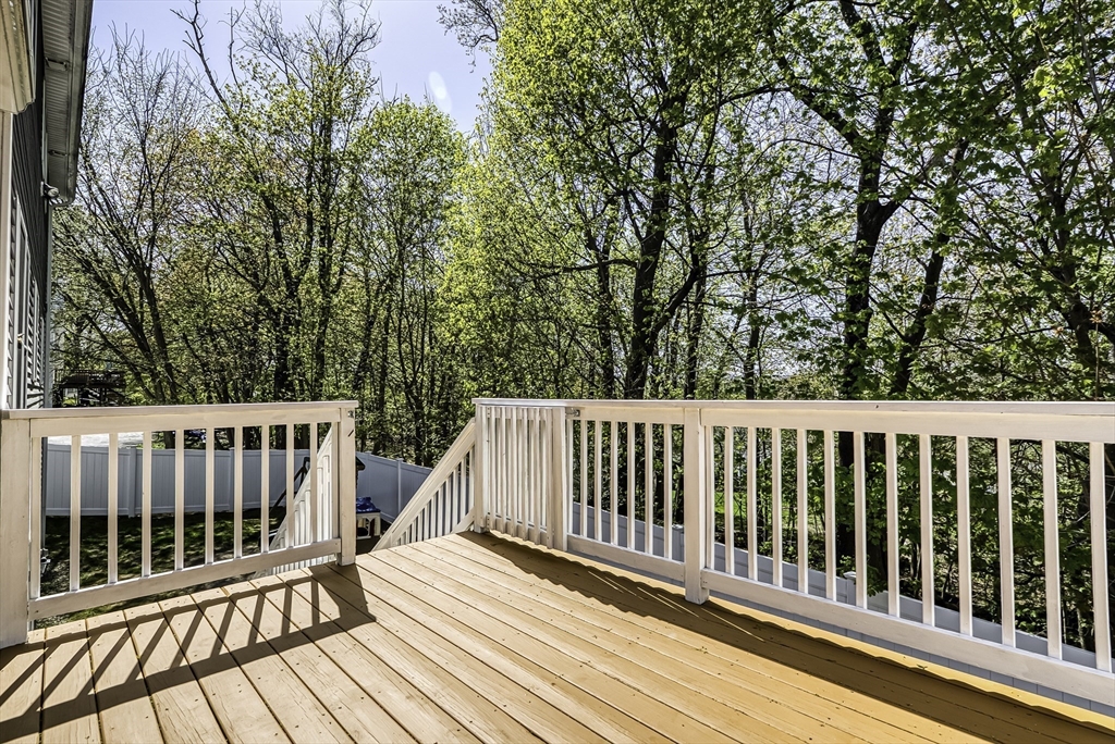 82 Hampton Street Auburn, MA 01501 - Photo 33 of 41