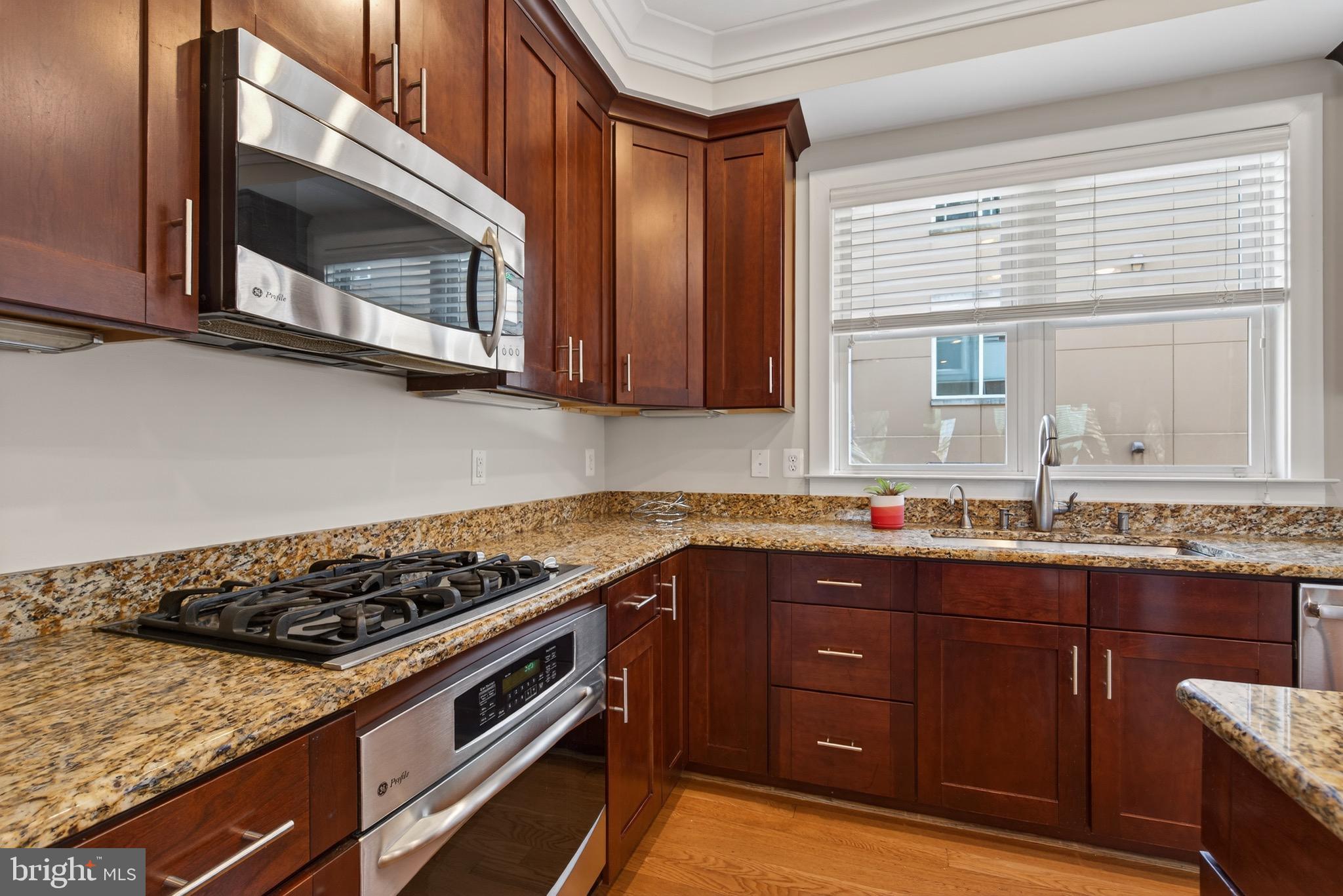 423 L Street Southeast Washington, DC 20003 - Photo 21 of 60