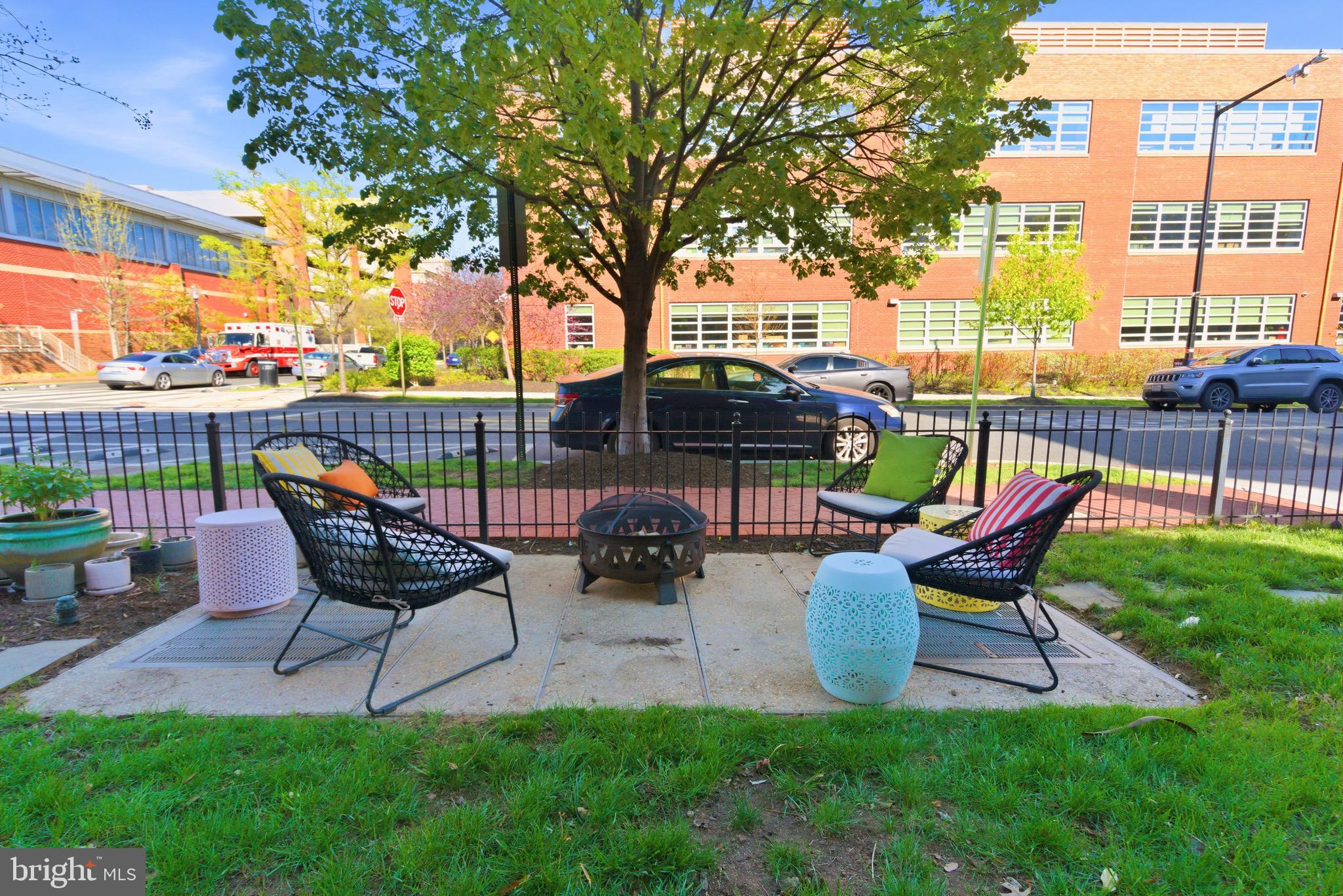 423 L Street Southeast Washington, DC 20003 - Photo 59 of 60