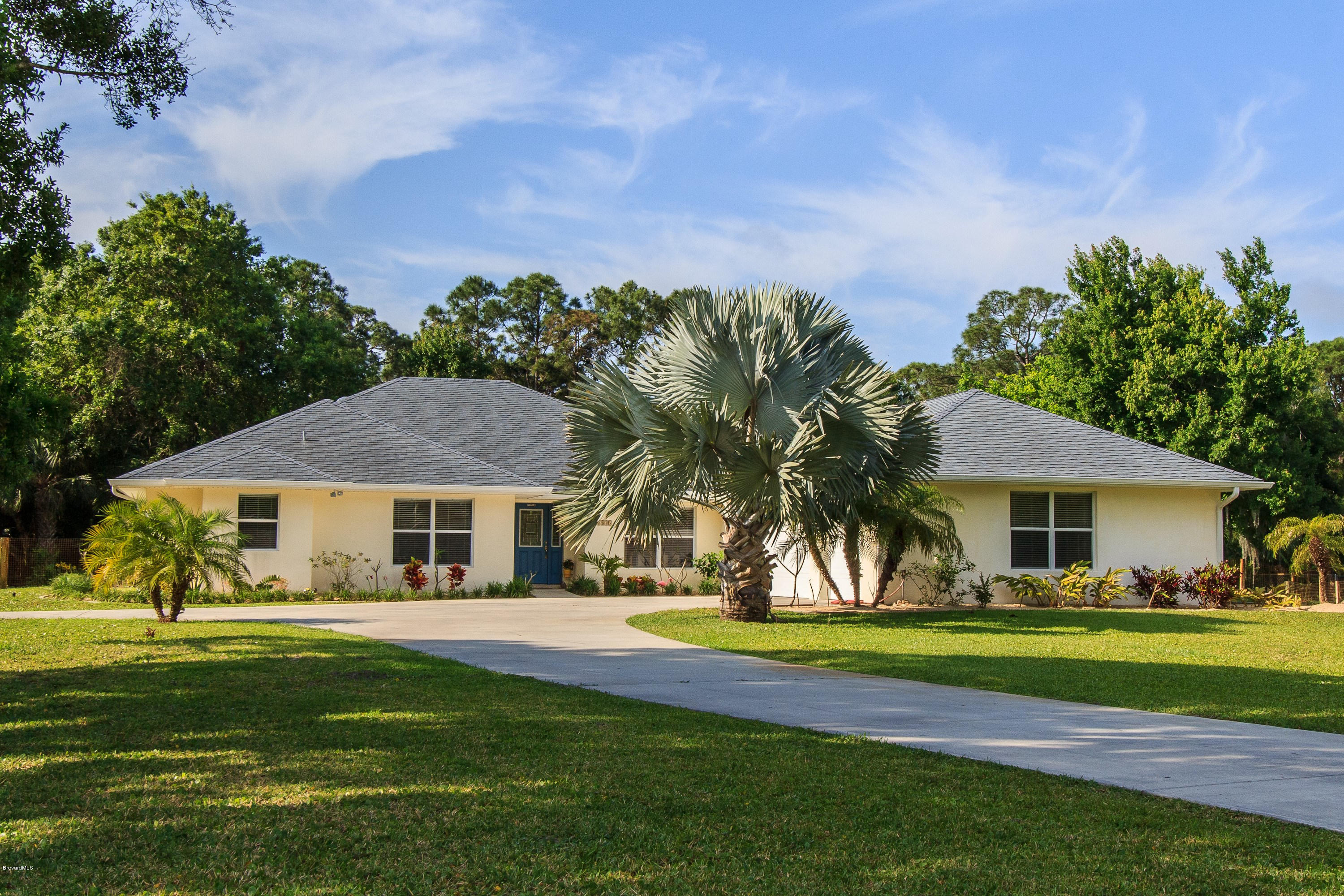 4135 Rayburn Road Cocoa, FL 32926 - Photo 3 of 25 003_Front View