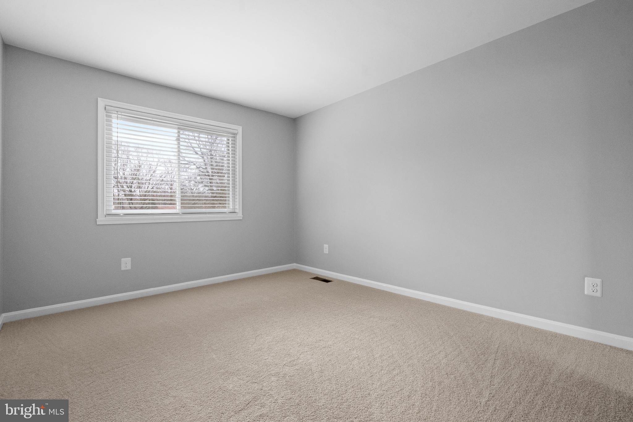 1952 Weybridge Lane Reston, VA 20191 - Photo 22 of 51 Gallery Image 22