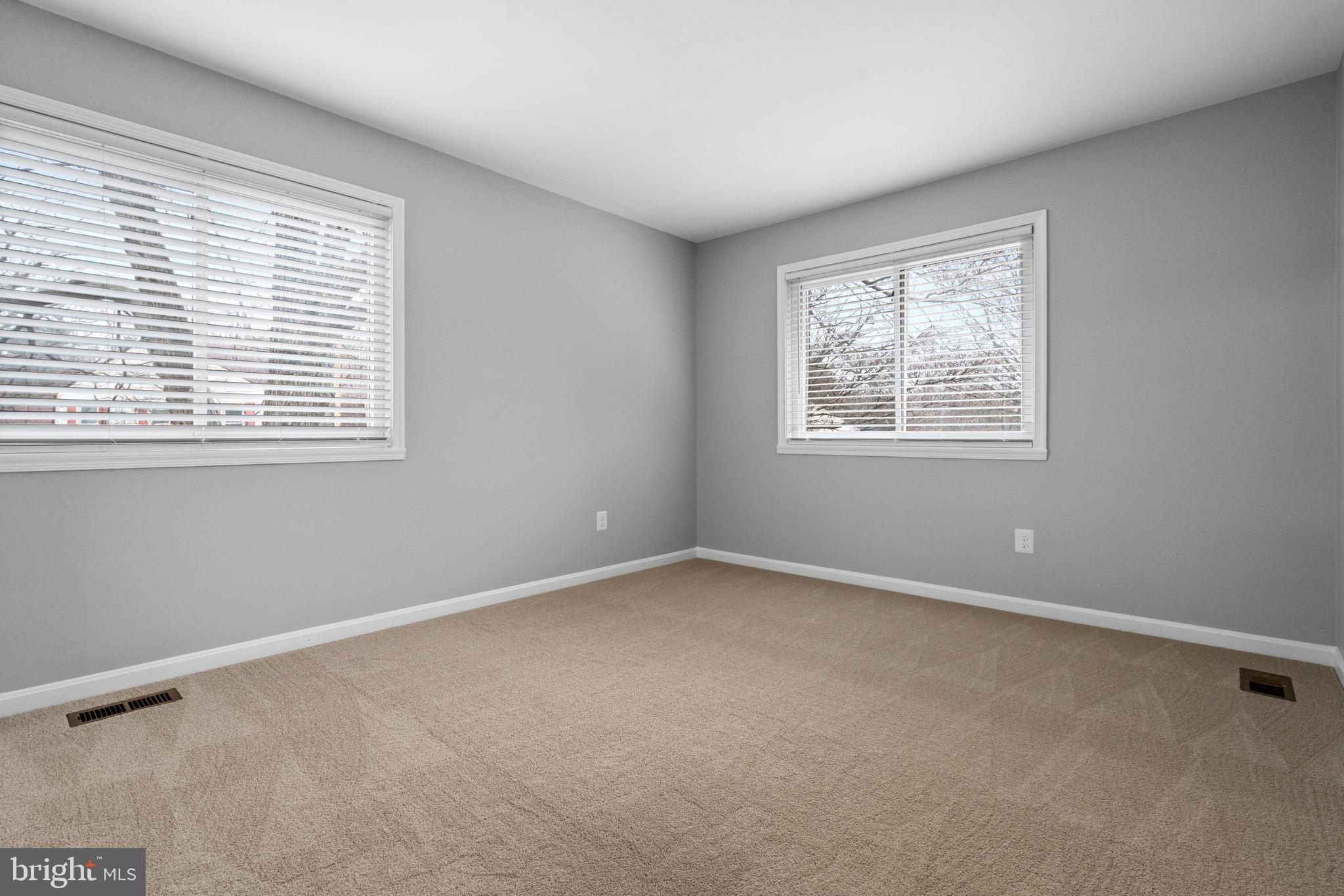 1952 Weybridge Lane Reston, VA 20191 - Photo 24 of 51 Gallery Image 24