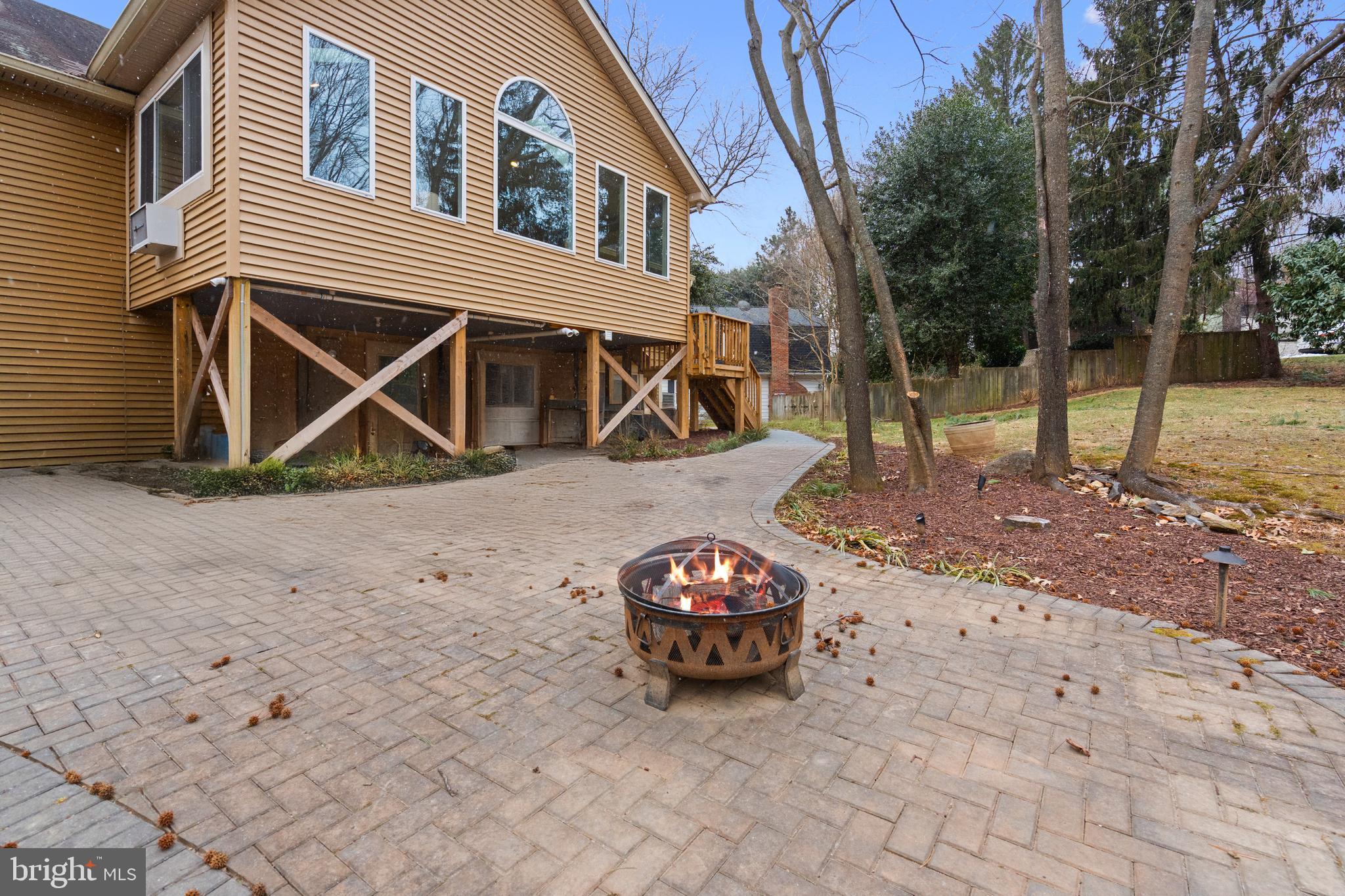 1952 Weybridge Lane Reston, VA 20191 - Photo 36 of 51 Gallery Image 36