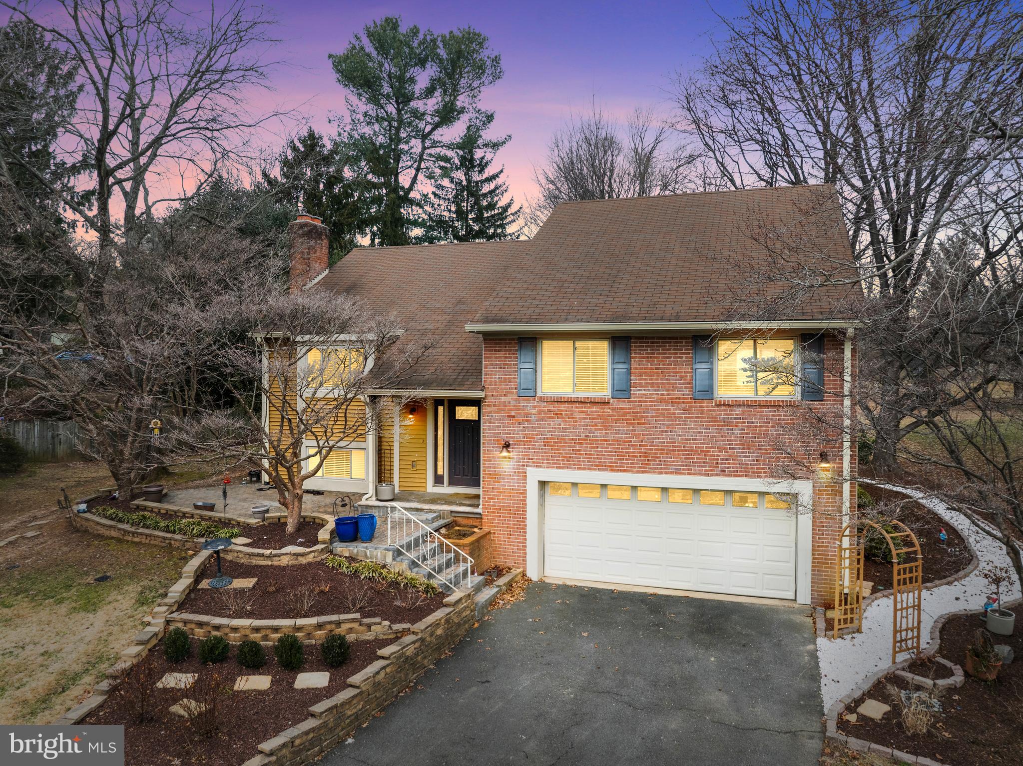 1952 Weybridge Lane Reston, VA 20191 - Photo 41 of 51 Gallery Image 41