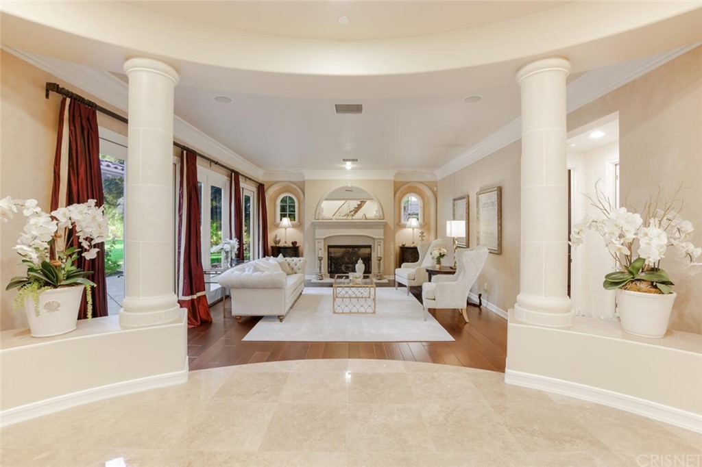 5937 Normandy Drive Calabasas, CA 91302 - Photo 21 of 38