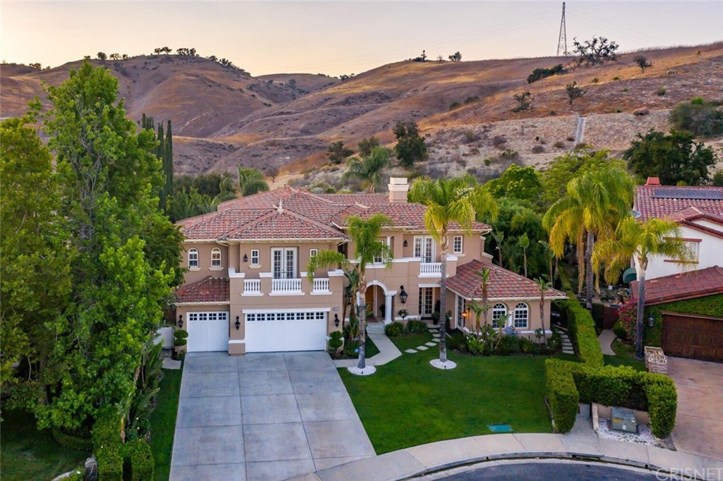 5937 Normandy Drive Calabasas, CA 91302 - Photo 4 of 38