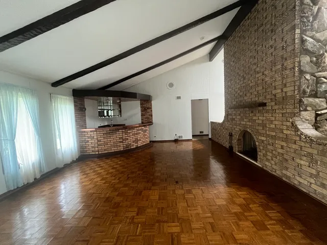 $599,000 | 10S220 Hampshire Lane West, Willowbrook, IL 60527