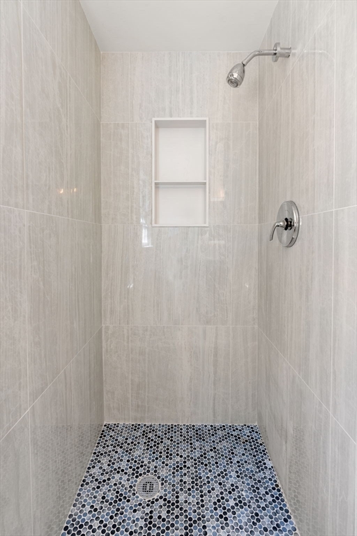 30 Ivy Road Wellesley, MA 02482 - Photo 20 of 34 a bathroom with a shower