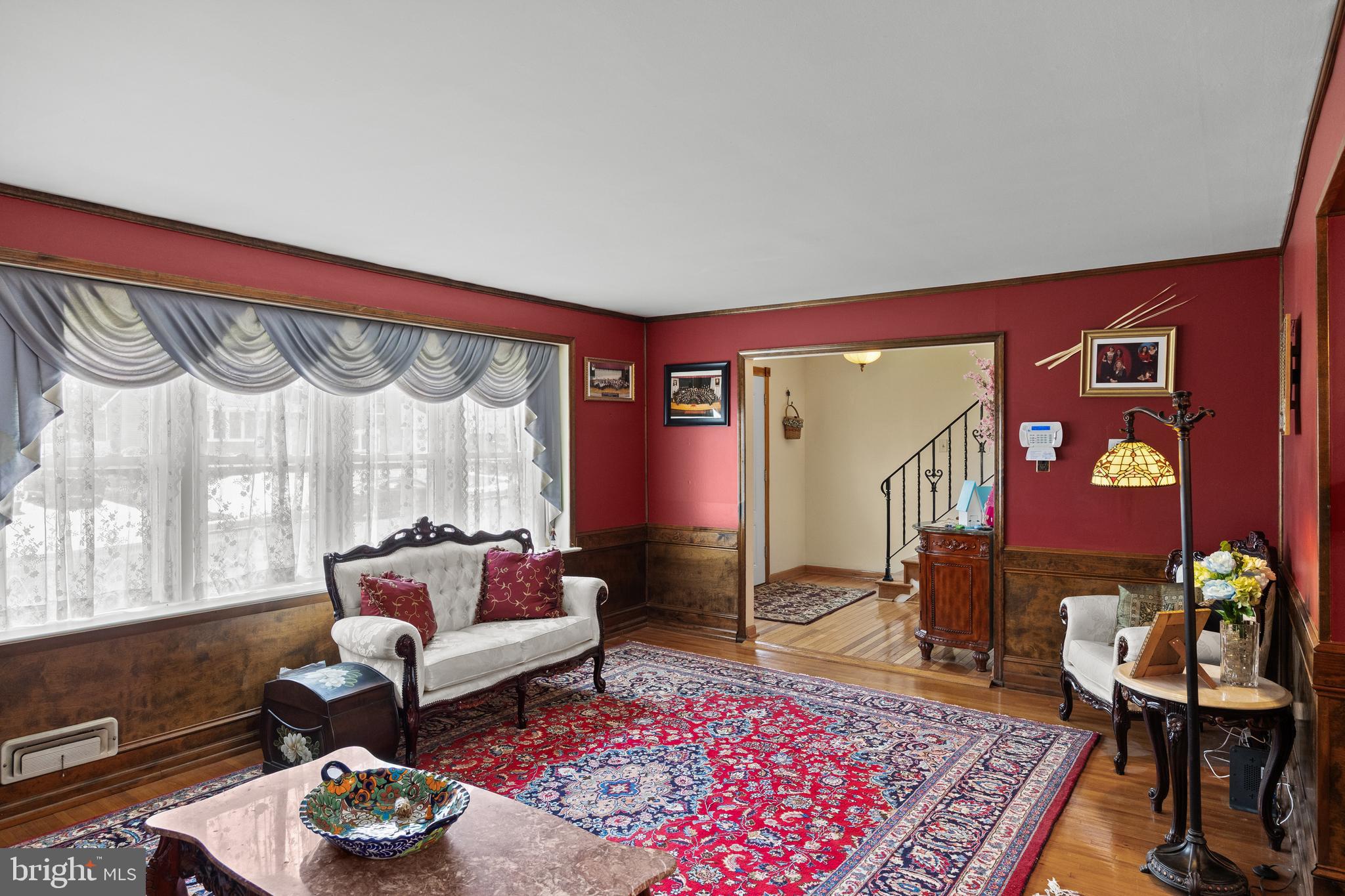 13 Rutgers Drive Delran, NJ 08075 - Photo 17 of 38 a living room with furniture and a rug