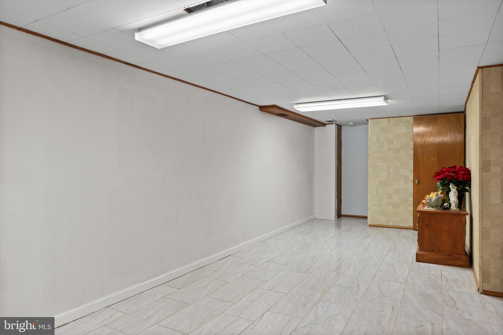 13 Rutgers Drive Delran, NJ 08075 - Photo 28 of 38 a view of empty room