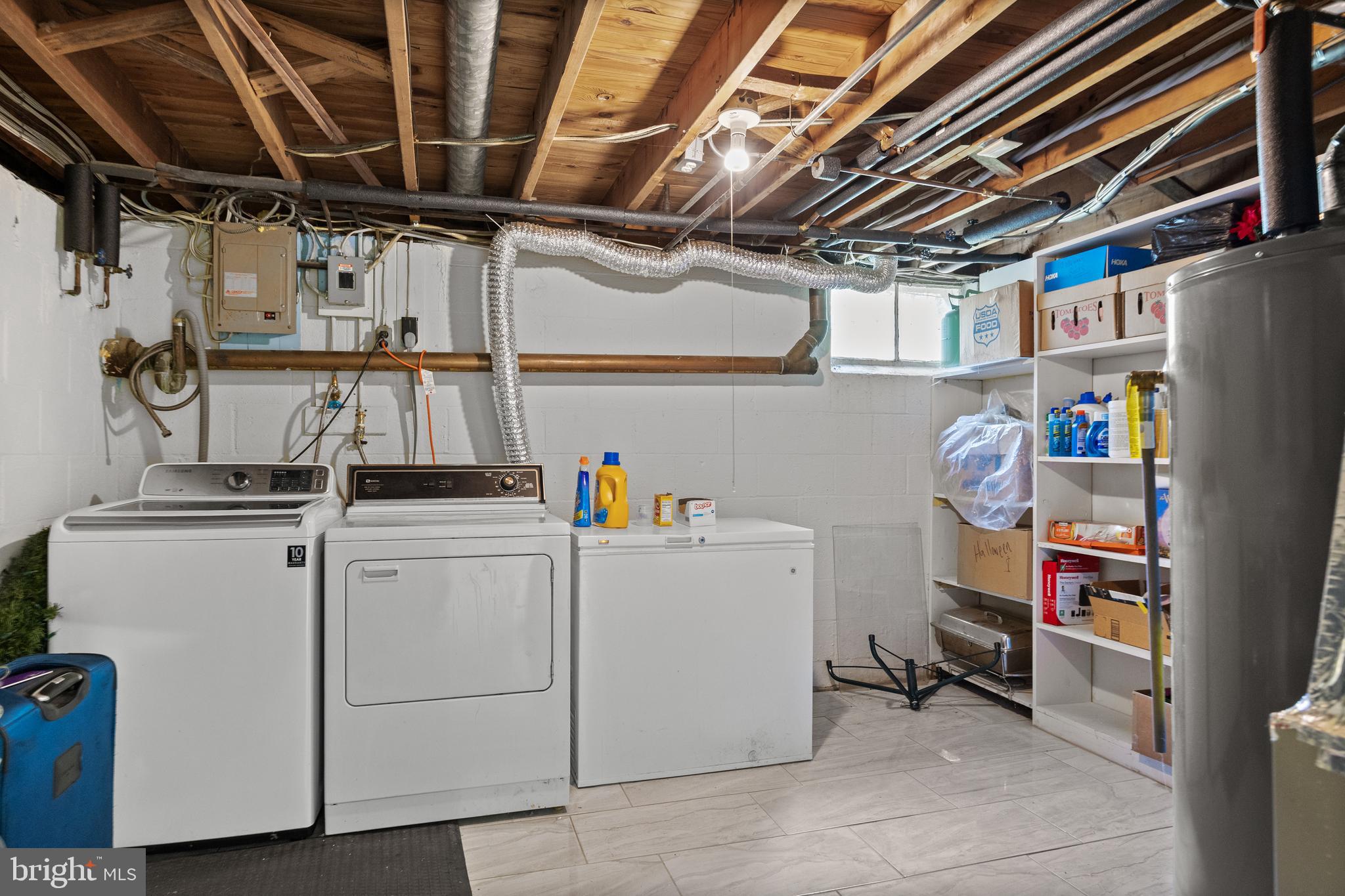 13 Rutgers Drive Delran, NJ 08075 - Photo 30 of 38 a utility room with dryer and washer