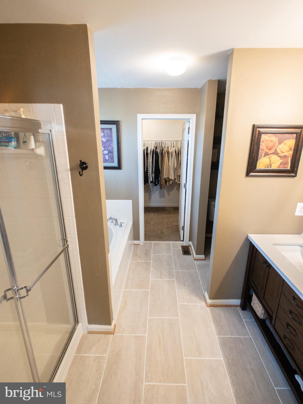 3316 Boathouse Road Warrenton, VA 20187 - Photo 28 of 40 Master Bathroom