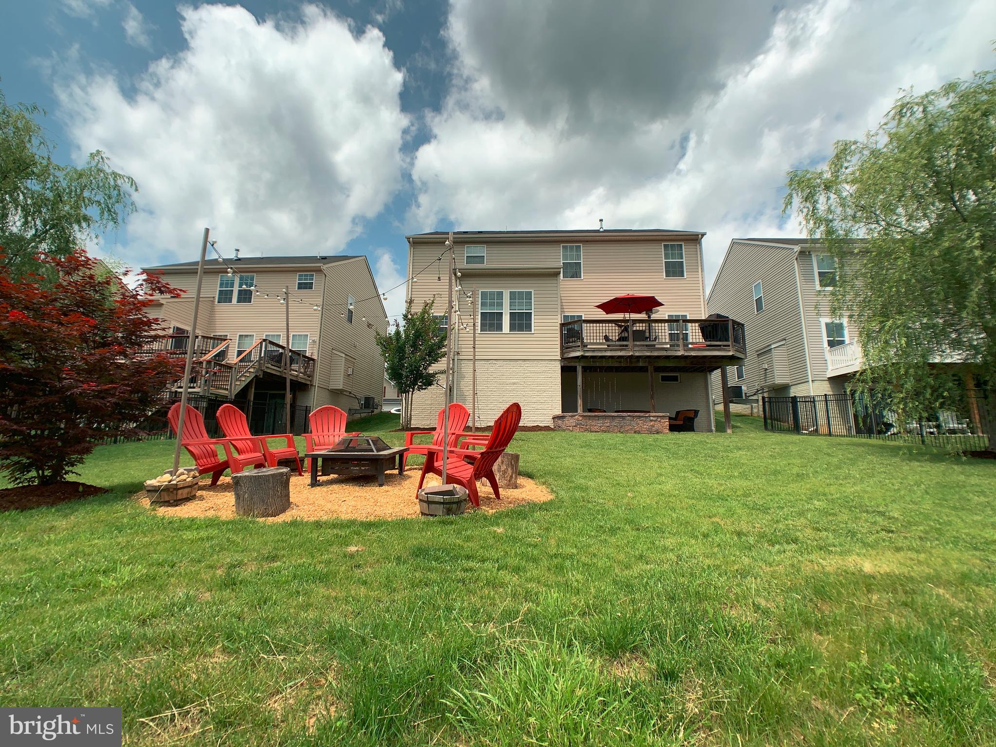 3316 Boathouse Road Warrenton, VA 20187 - Photo 5 of 40 Backyard