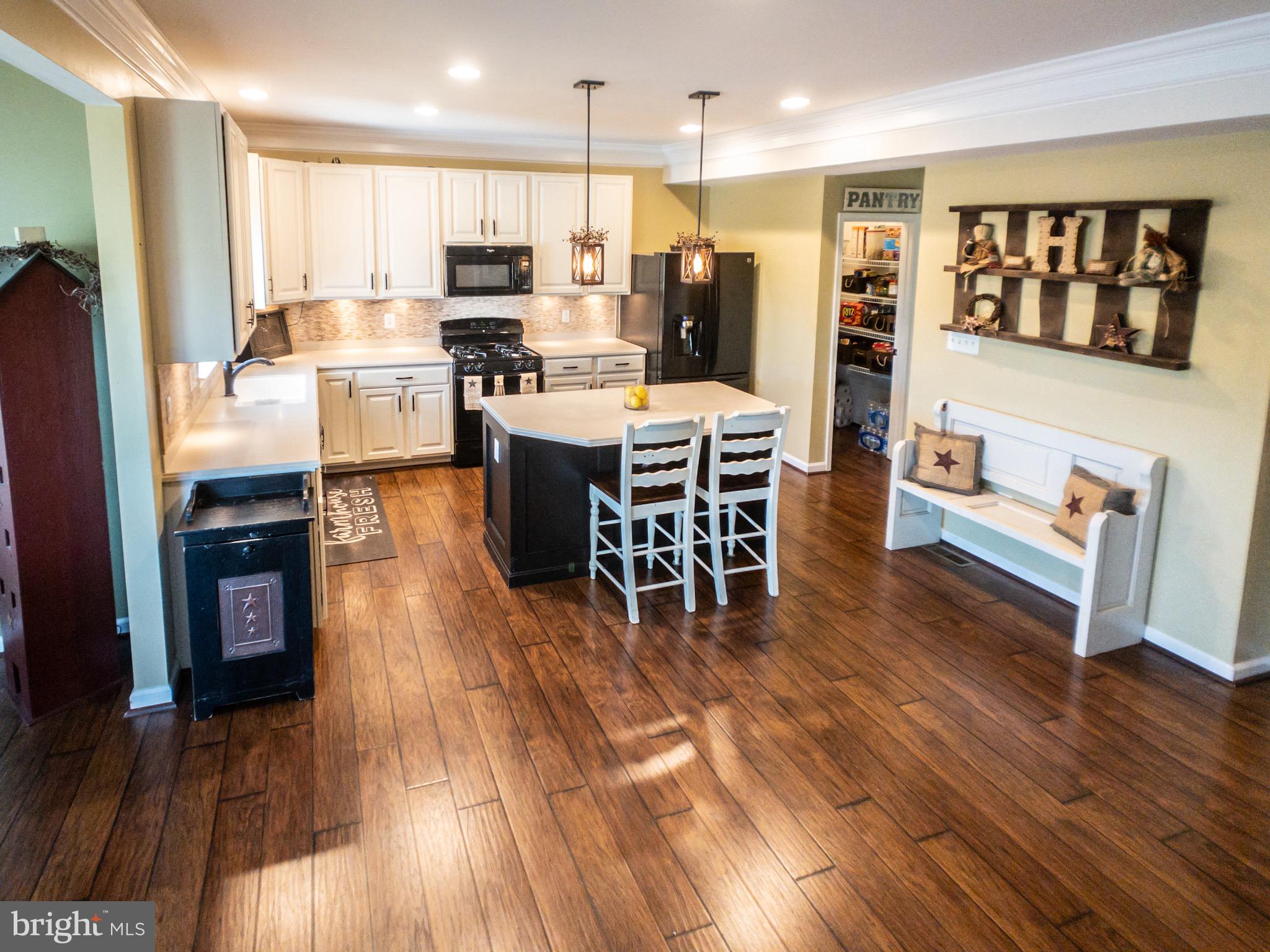 3316 Boathouse Road Warrenton, VA 20187 - Photo 6 of 40 Kitchen