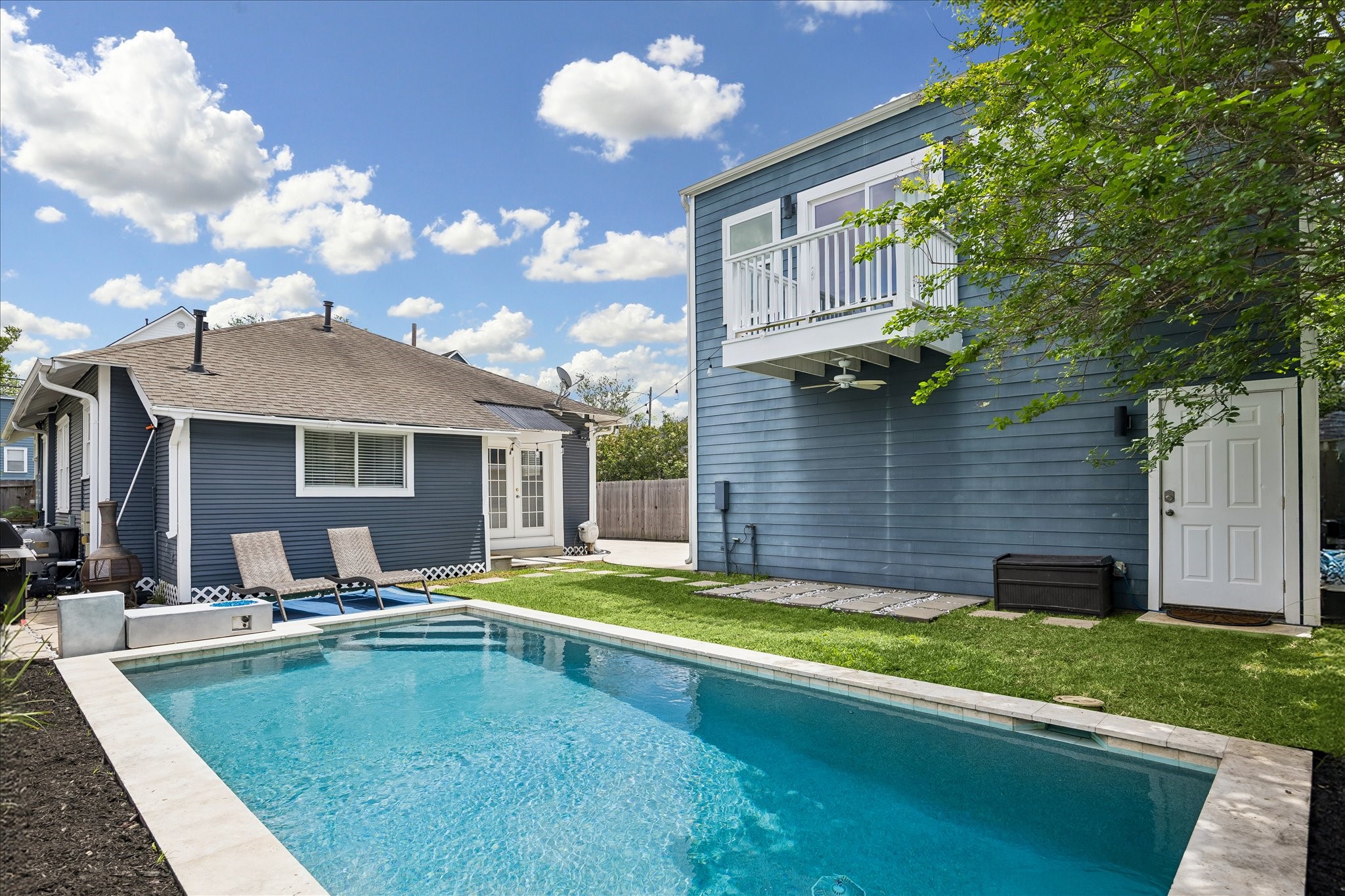 2231 Singleton Street Houston, TX 77008 - Photo 3 of 28