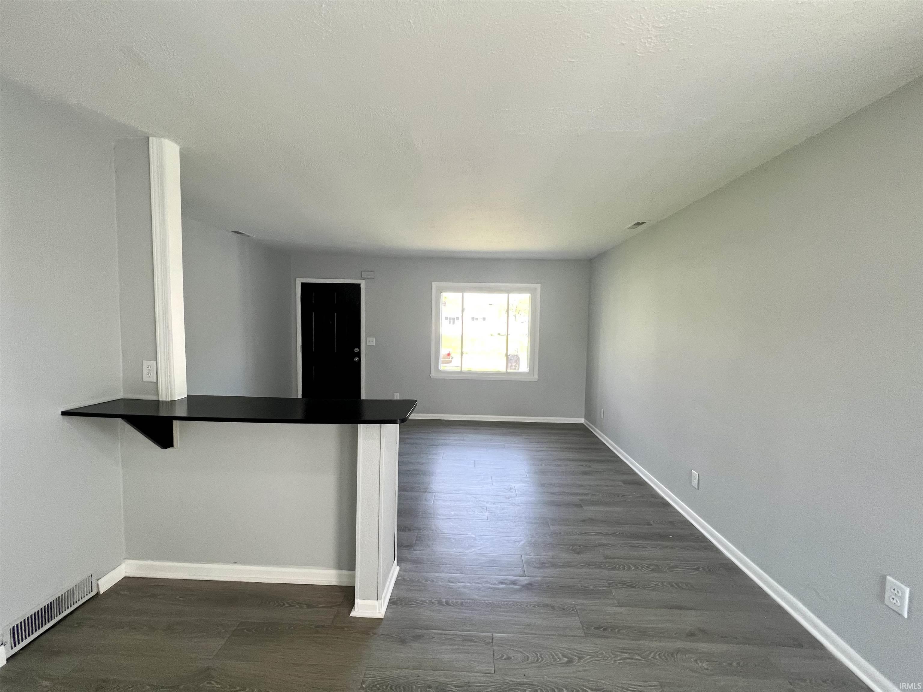 5114 Kickapoo Drive Kokomo, IN 46902 - Photo 2 of 14