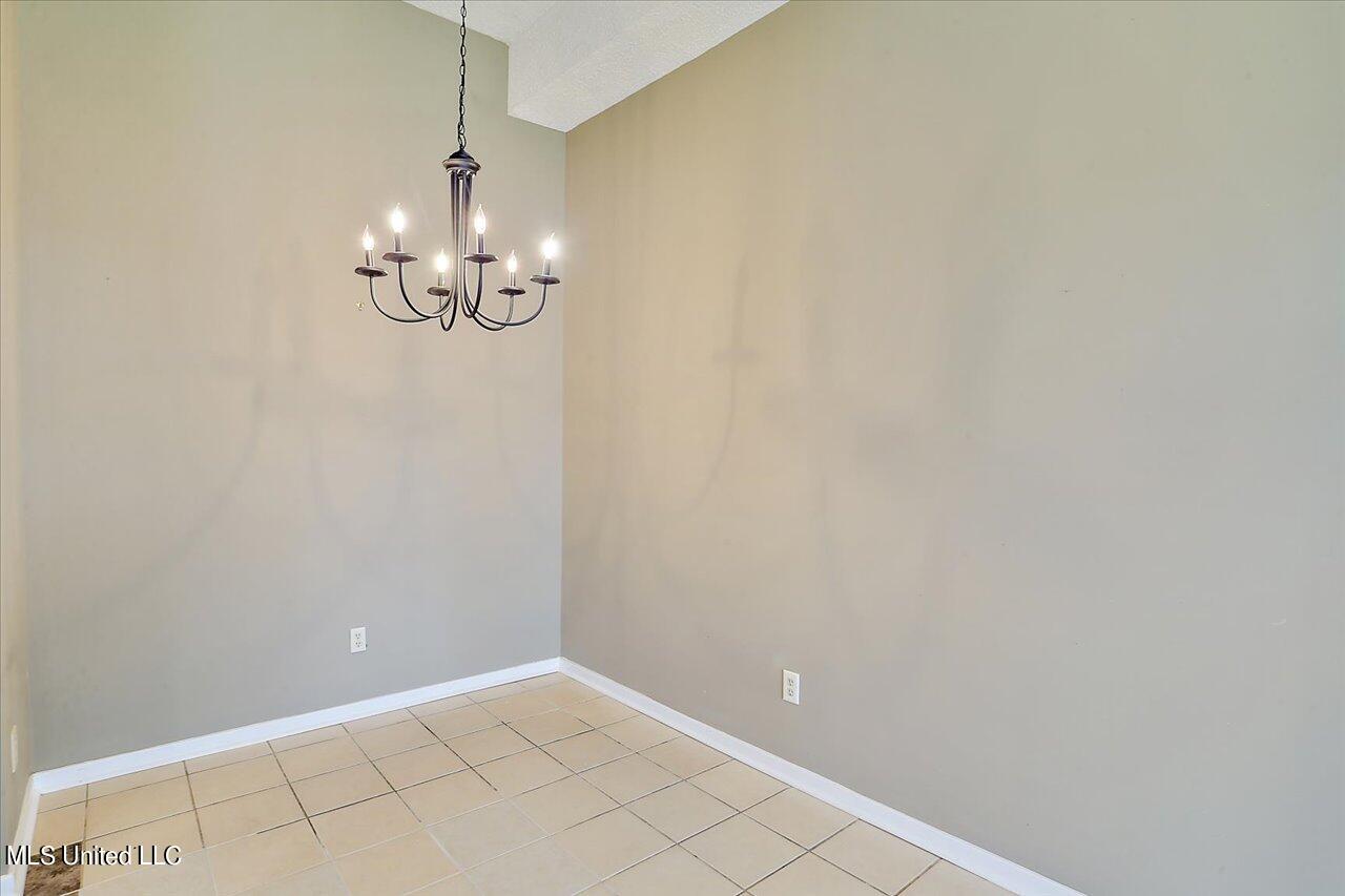 607 Harbor Ridge Drive Brandon, MS 39047 - Photo 12 of 25 12-607 Harbor Ridge Dr