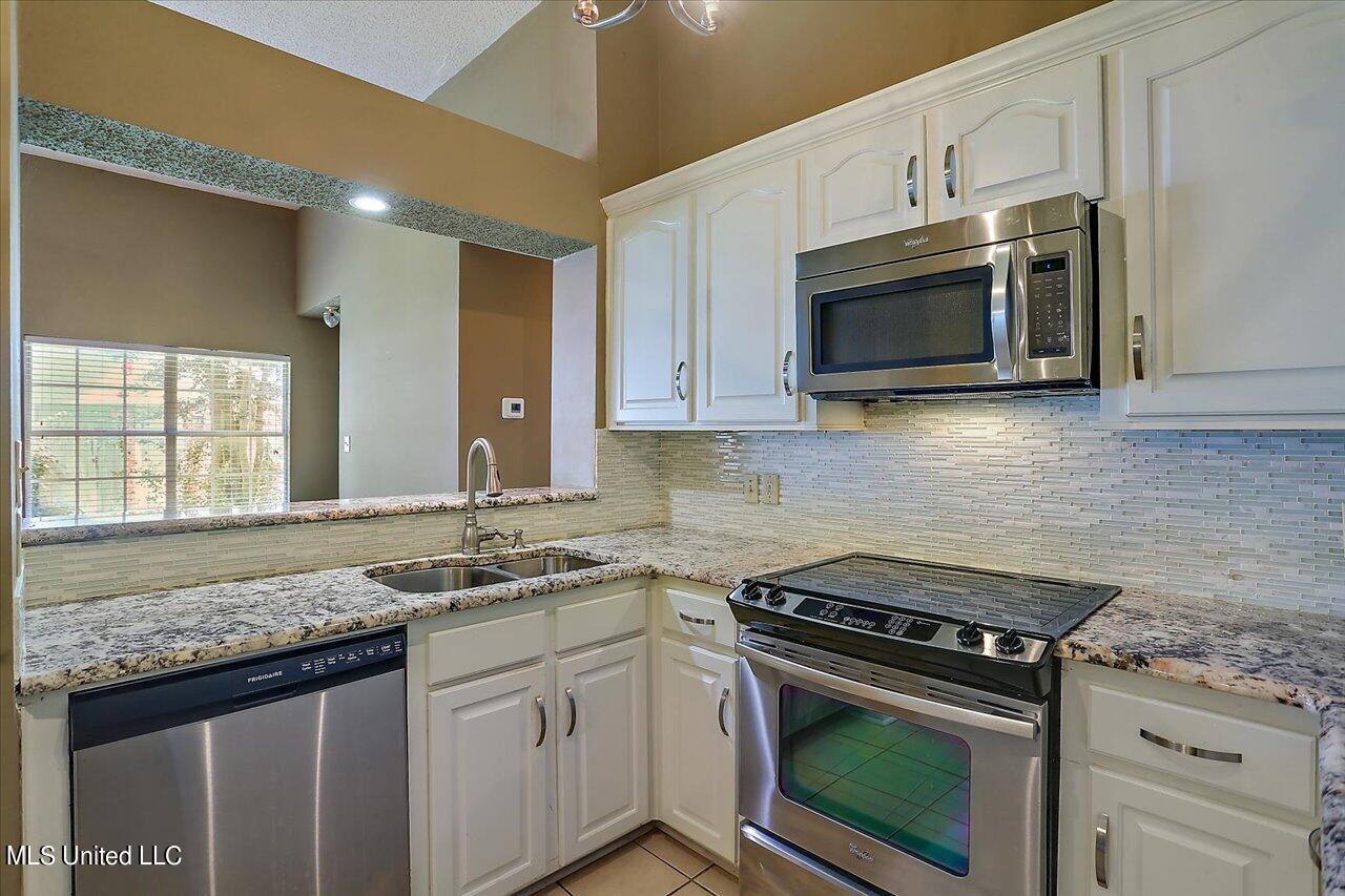 607 Harbor Ridge Drive Brandon, MS 39047 - Photo 9 of 25 09-607 Harbor Ridge Dr