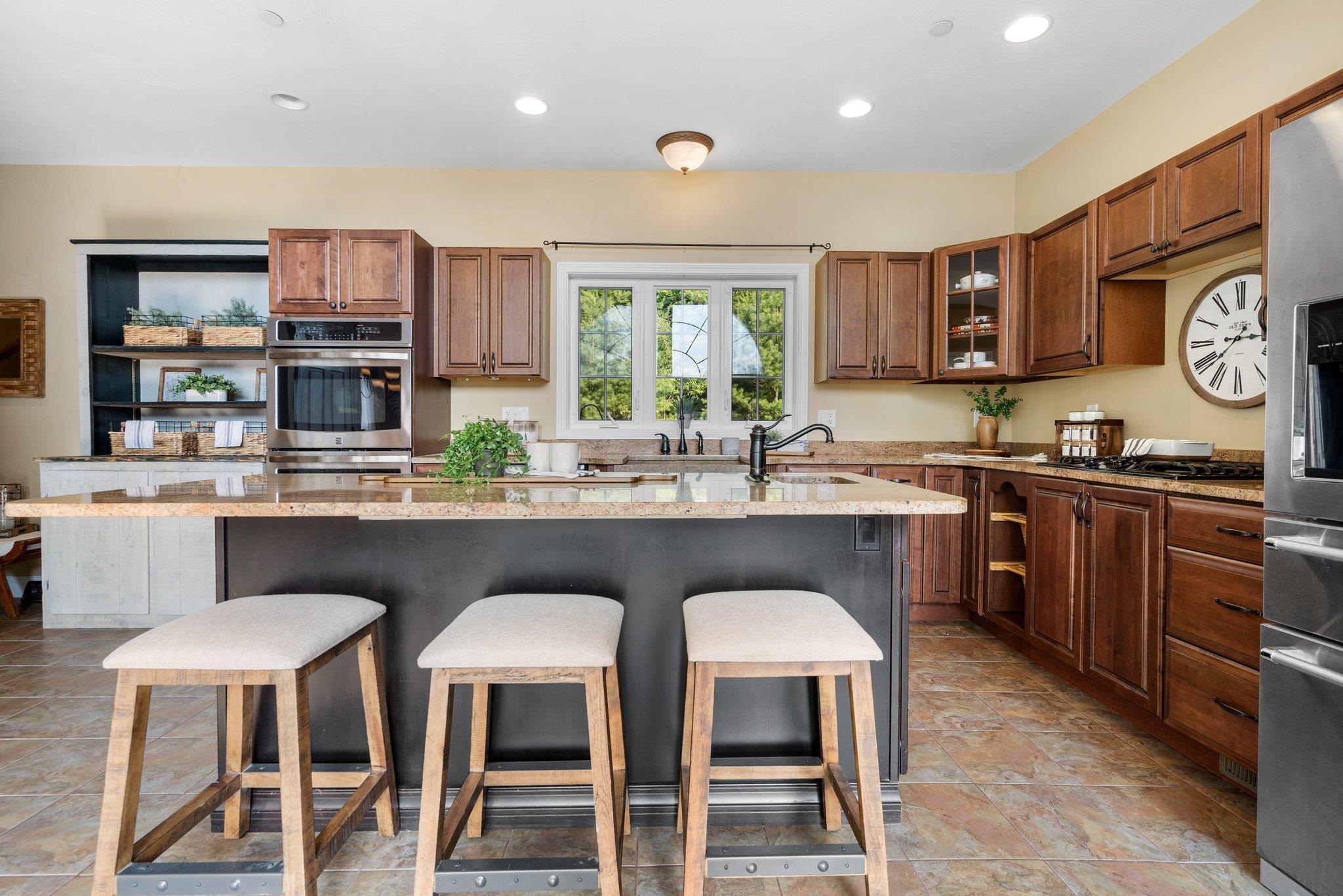 37 Inkberry Road New Boston, NH 03070 - Photo 13 of 29