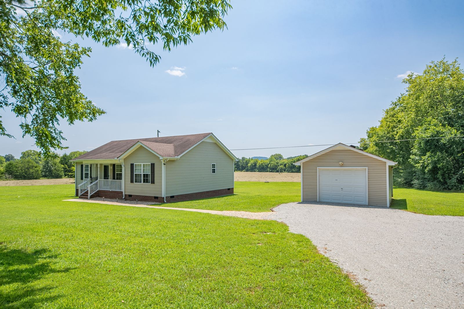 2784 Joe Reeves Road Lewisburg, TN 37091 - Photo 1 of 47 Gallery Image 1