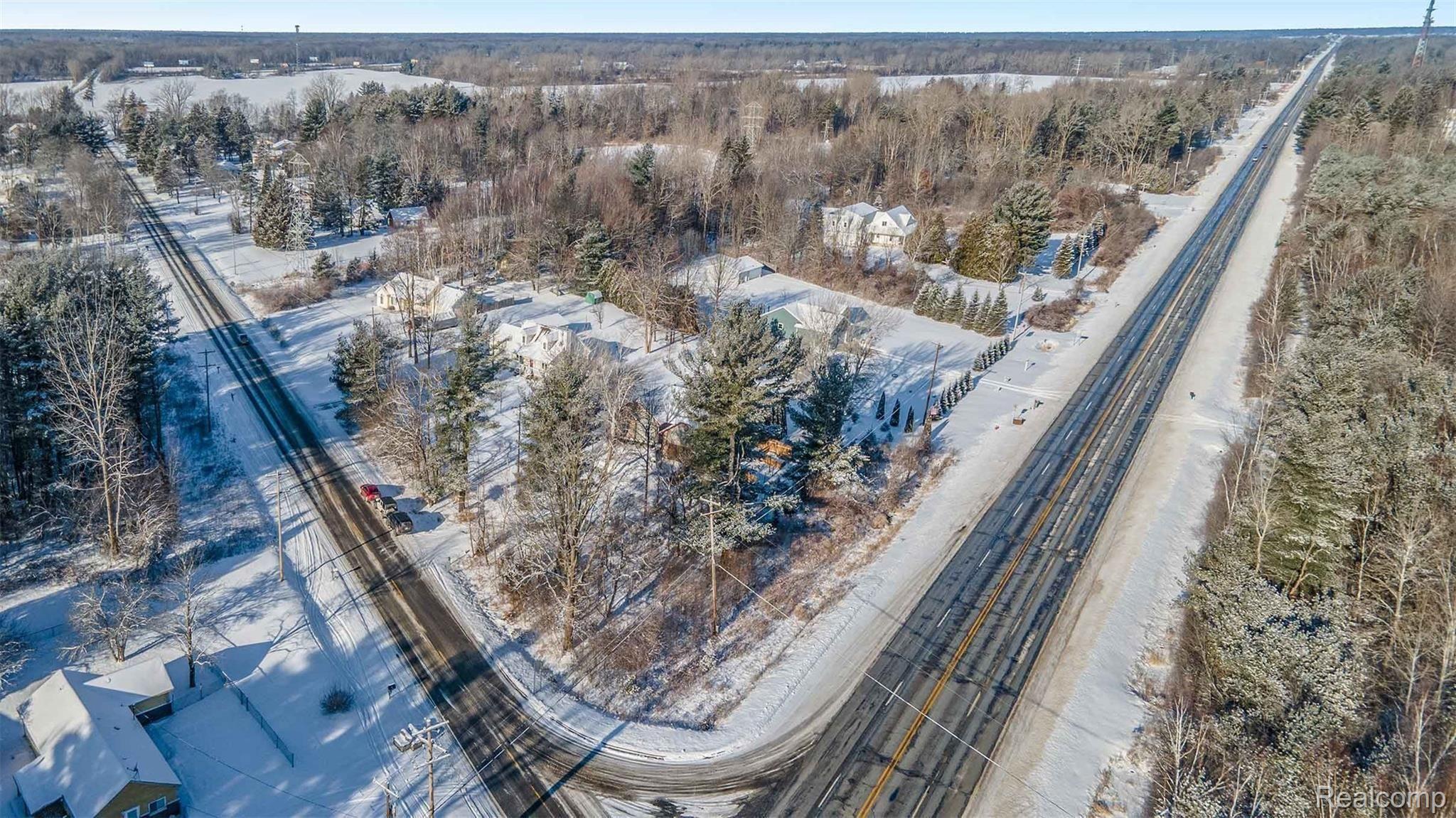 7601 Busch Road Birch Run, MI 48415 - Photo 36 of 40 DJI_0675-1.jpg